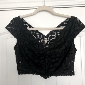 Free People | Black Lace Crop | Size Small